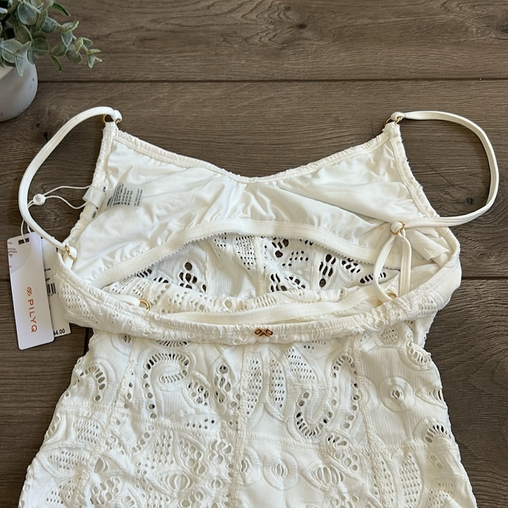 NWT Pilyq White Lace One Piece with Adjustable Straps Size Medium - Picture 8 of 9